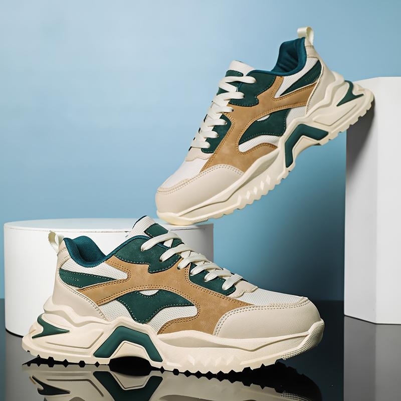 Muške tenisice dad shoes - Gornji dio od umjetne kože, zatvara se na vezivanje, gumeni potplat, prozračna mrežasta podstava