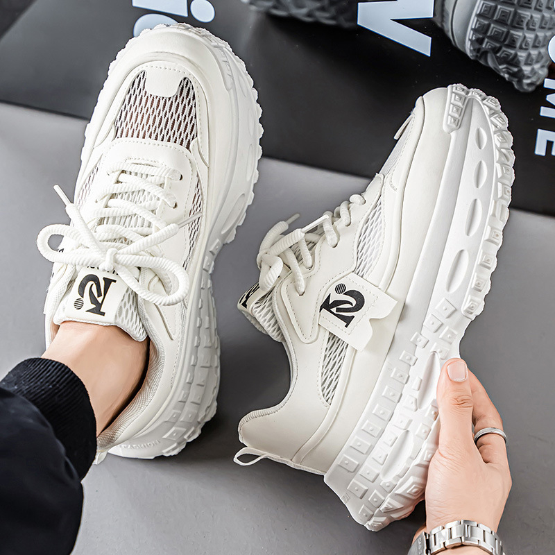 Muške casual tenisice u stilu dad shoes — gornji dio PU+mesh, gumena potplat injekcijski oblikovan, vezanje naprijed, nizak profil, prozračna unutrašnjost