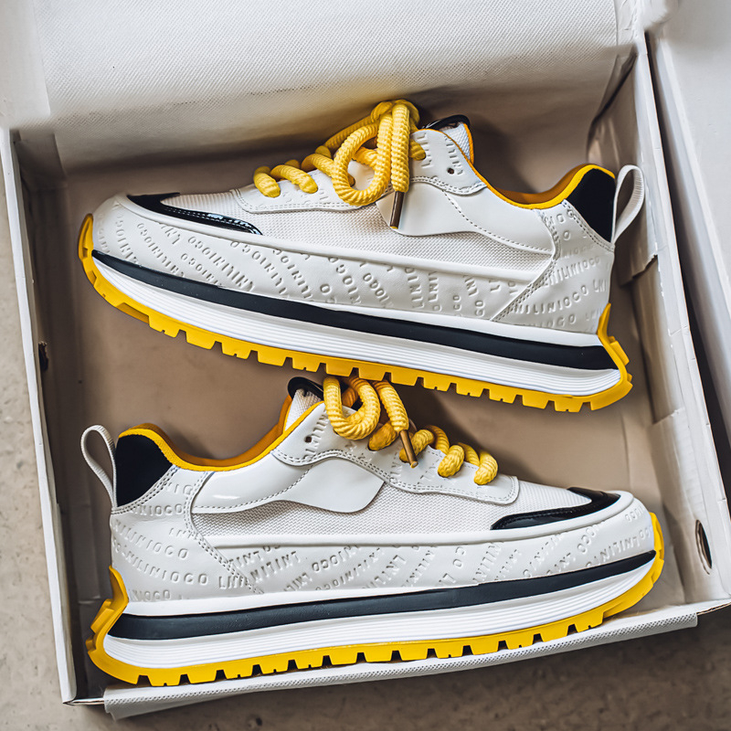 Férfiaknak szóló sportcipő, magasságot növelő vastag talppal, felső része műbőr, EVA belső talp, gumitalp, alacsony felső rész