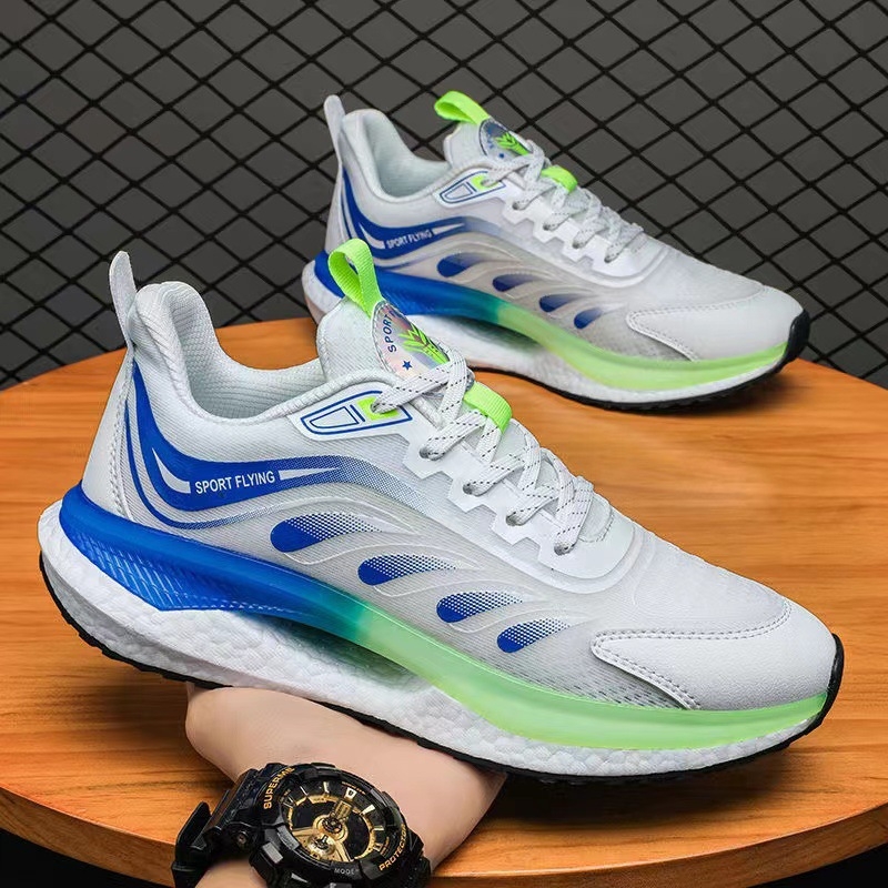 Férfi hálós futócipő – felső rész hálószövésű, légáteresztő, alacsony felső rész, fűzős zárás, EVA belső talp, vulkanizált gumitalp.