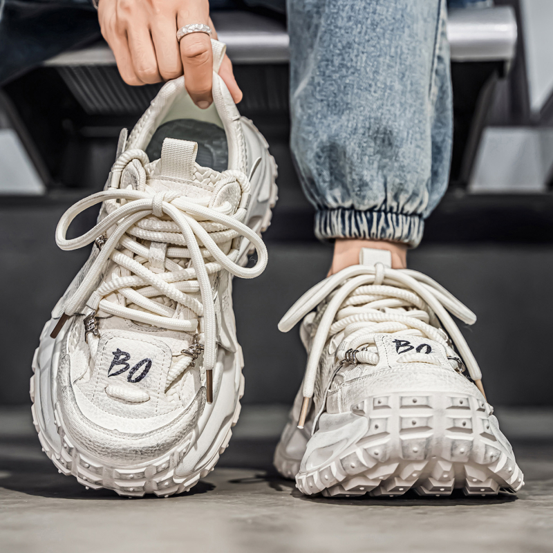 Muške širokopasne sportske tenisice s povećanjem visine, tekstilni gornji dio, Goodyear potplat od gume, mrežasti unutarnji dio, retro stil