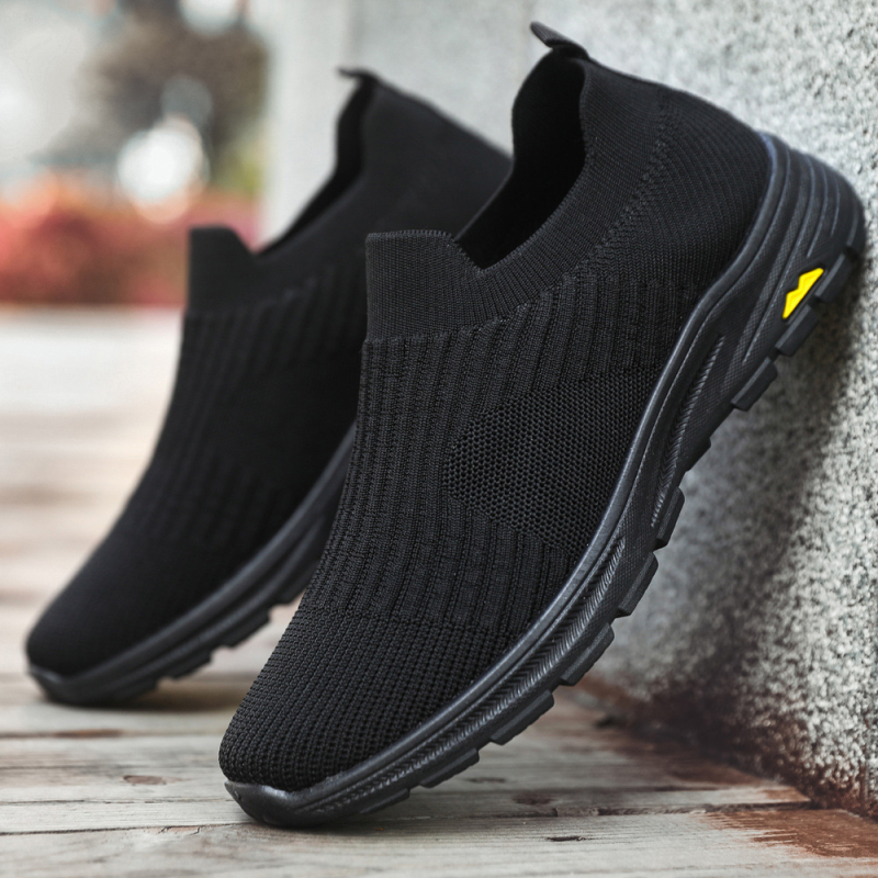 Férfiak számára légáteresztő hálós sportcipő, fűzőkkel, EVA talpé, injekciós formájú PVC talp, mindennapi használatra