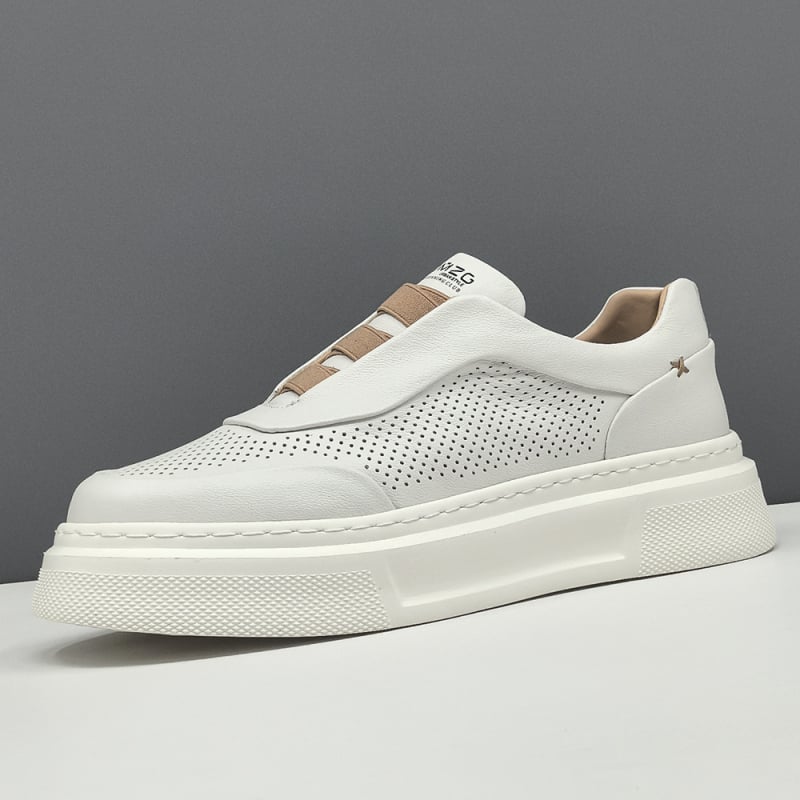 Férfi mindennapi tornacipő, első réteg marhabőrből, lélegző gumítalp, fűzőzárás, kerek orr, 3–5 cm sarok