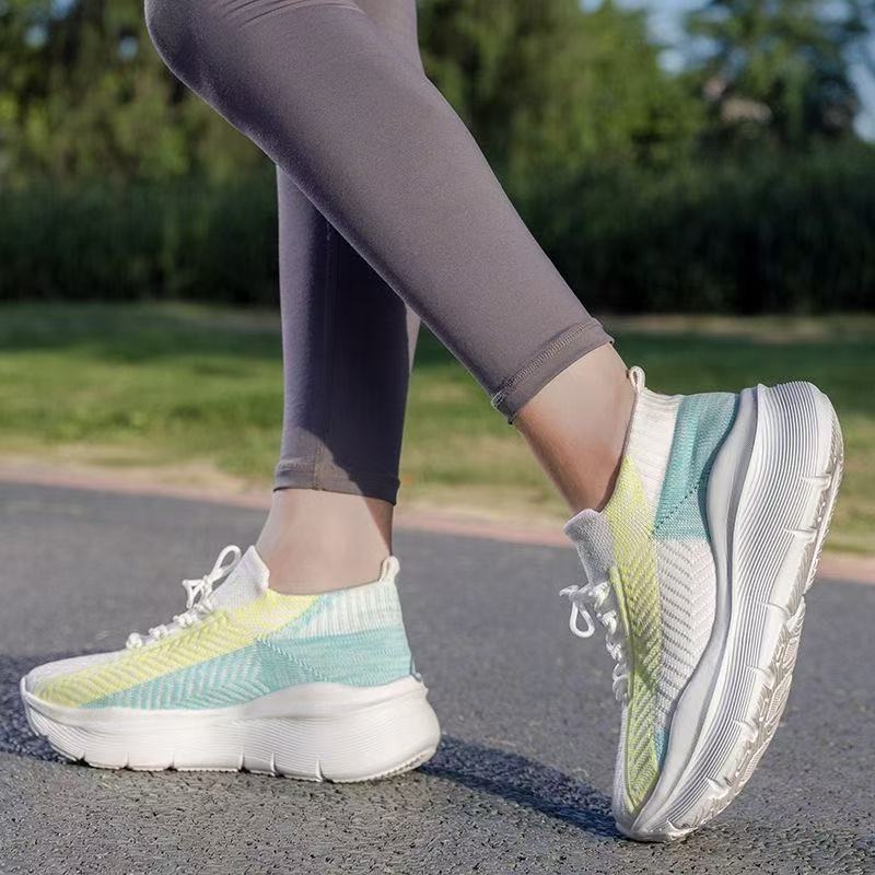 Unisex sportske casual tenisice s prozračnim mrežastim gornjim dijelom, niski profil, okrugla prst, mekana potplat