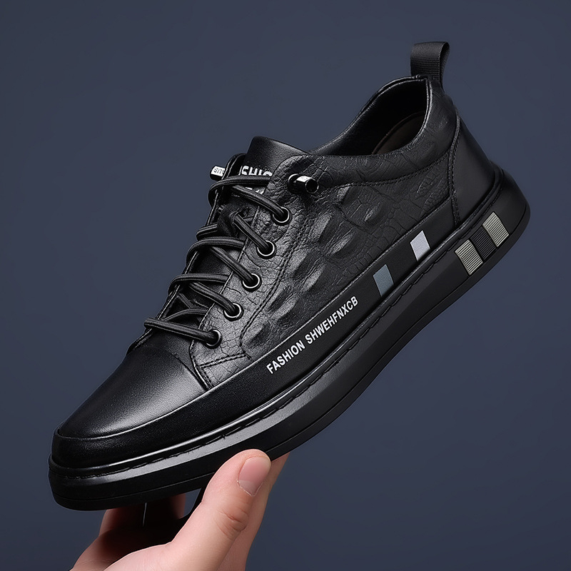 Férfi slip-on lazy cipő, felső rész split marhabőrből, mikroszálas bélés, gumírozott talp, PU talpbetét