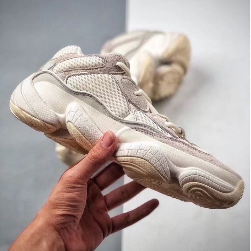 Unisex tenisice tipa dad shoes s gornjim dijelom od velura, injekcijsko oblikovana debela potplat 3–5 cm, dišući mrežasti ulošak, prednje vezanje, niski gornji dio