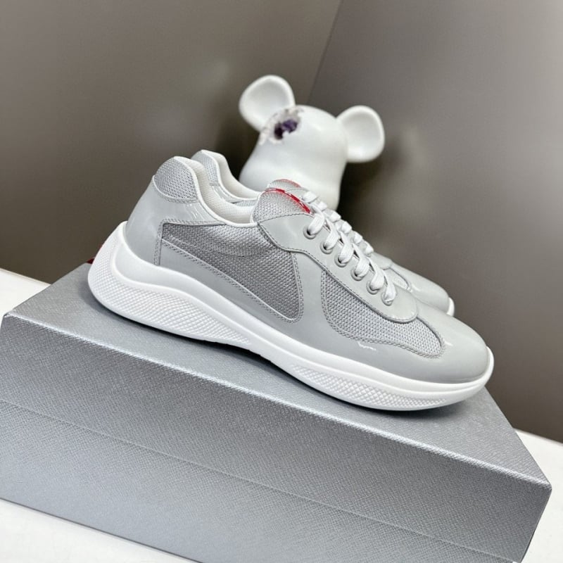 Sportos-casual cipő valódi bőrből, felsőrész: bőr, talp: gumi, belső talp: természetes bőr, fűzőkkel záródó, uniszex