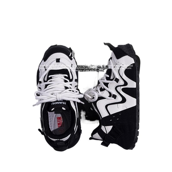 Férfiak számára magasító hatású sportos-casual cipő, felső rész szintetikus bőr, fűző, kerek orr, PVC talp, minden évszakra