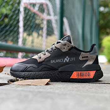 Bežečke tenisice s gornjim dijelom od umjetnog velura, EVA ulošak, gumeni potplat, vezanje, unisex