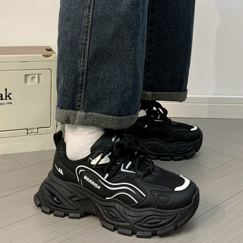 Muške tenisice za povećanje visine — gornji dio od Lycra, Goodyear potplat, vezanje, zaobljena završnica, uložak od umjetne dlake