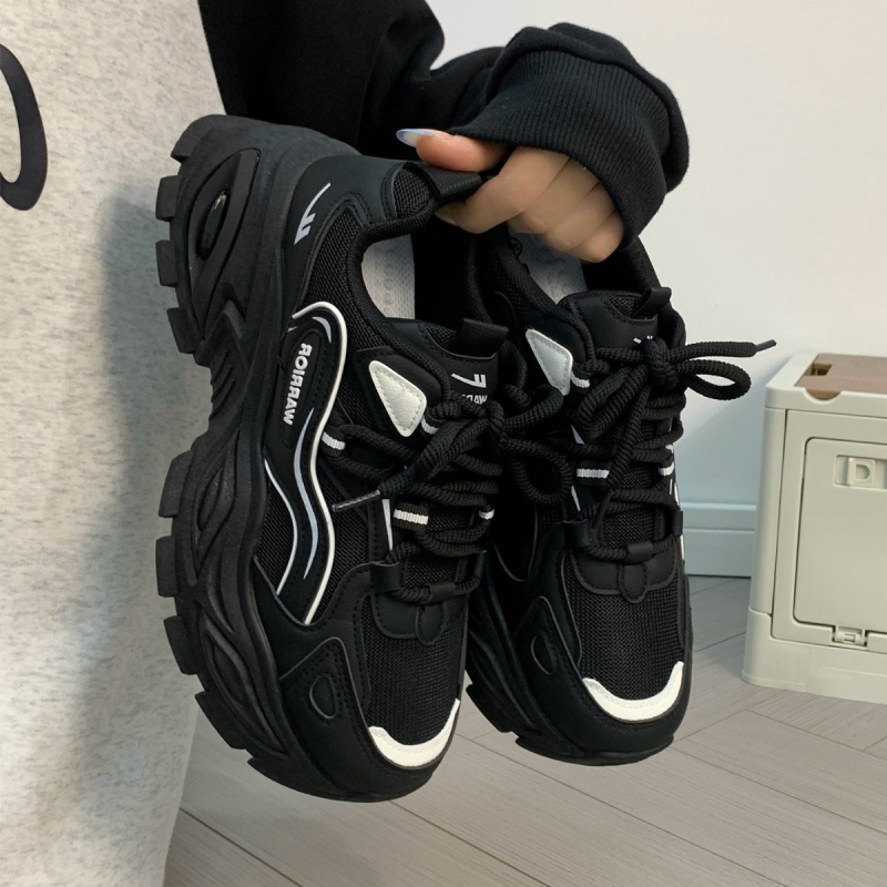 Muške tenisice za povećanje visine — gornji dio od Lycra, Goodyear potplat, vezanje, zaobljena završnica, uložak od umjetne dlake