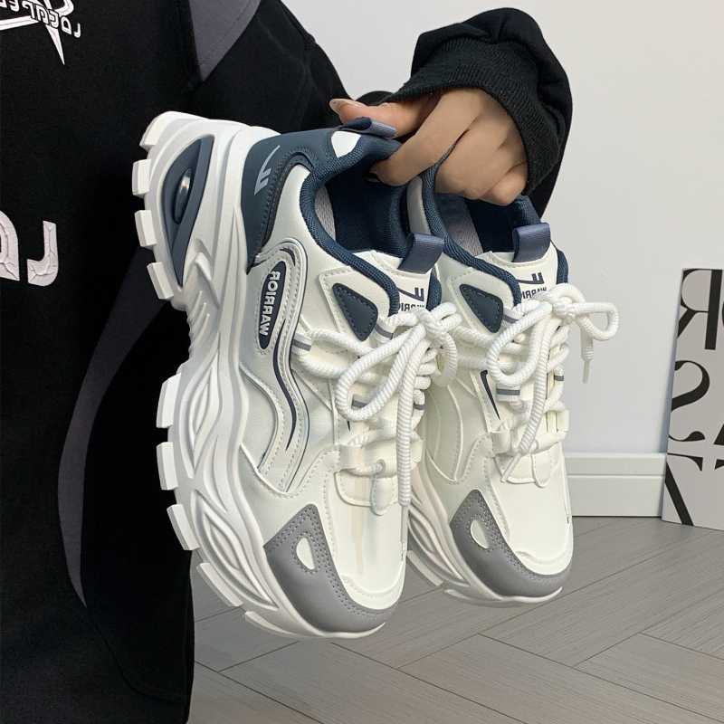 Muške tenisice za povećanje visine — gornji dio od Lycra, Goodyear potplat, vezanje, zaobljena završnica, uložak od umjetne dlake