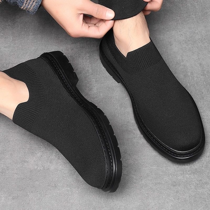 Muške ljetne sportske tenisice – prozračni tekstilni gornji dio, slip-on, niski kroj, okrugli nos, PVC đon, umetni ulošak od umjetne kože