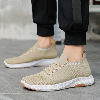 Muške sportske tenisice za svakodnevnu upotrebu - prozračne, s prednjim vezivanjem, niski gornji dio, mrežasta podstava, zaobljeni vrh