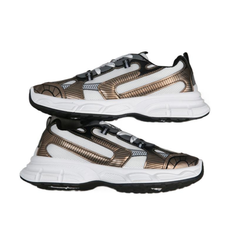 Férfiaknak készült, lélegző hálós felsővel, vastag talppal, csúszásmentes, fűzős záródású, injektált talppal