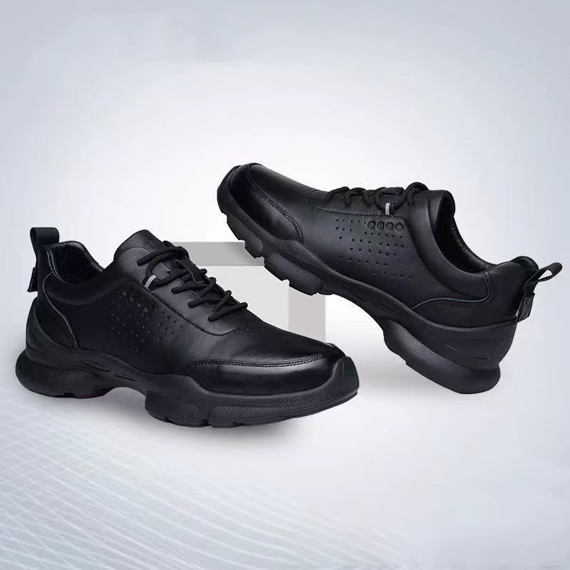 Muške sportske casual tenisice, vezice, prozračni gornji dio od sintetičke kože, injektirano oblikovana potplat, EVA uložak, okrugla špička.