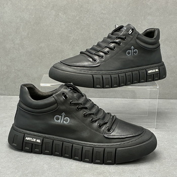 Vyriški platforminiai kedai, viršus iš karvų odos, gumos padas, 3-5 cm kulno aukštis, uždarymas elastine juostele