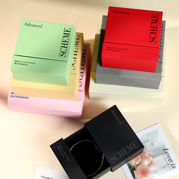 Επιχρυσωμένο κουτί κοσμημάτων με εξαγόμενο συρτάρι, για συσκευασία βραχιολιών με χάντρες, από χαρτί/χαρτόνι