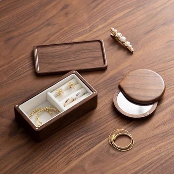 Cutie de inele din lemn de nuc, compactă și portabilă, design modern minimalist, model S9142