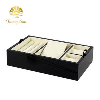 Κουτί αποθήκευσης κοσμημάτων — ξύλινο, διπλού επιπέδου με πολλαπλά επίπεδα για εμφάνιση; μάρκα Rising Sun