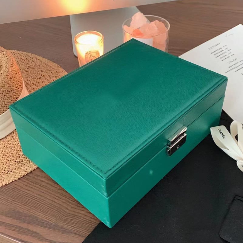 Πολυεπίπεδη θήκη κοσμημάτων για κολιέ και σκουλαρίκια, μοντέλο A005, υλικό ABS.