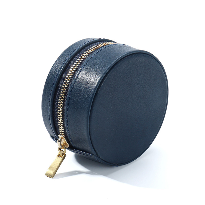 Kožna kutija za nakit s patentnim zatvaračem i preklopnim poklopom – za prstene i naušnice, minimalistički dizajn