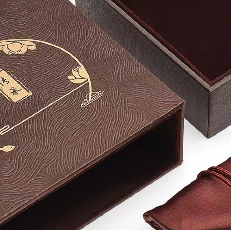 Кутия за гривни - текстилна конструкция, кутия за опаковка бижута, антикварен златен дизайн с персонализирано лого