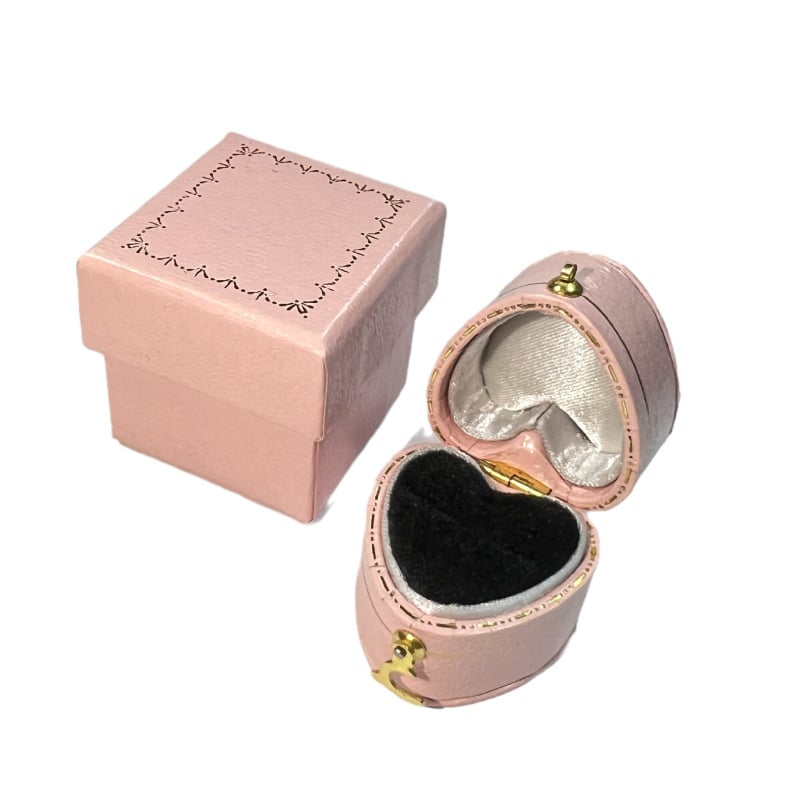 Saderināšanās gredzena kārbiņa, no papīra/kartona, kartona iepakojums, juvelierizstrādājumu iepakojums, specifikācija 1