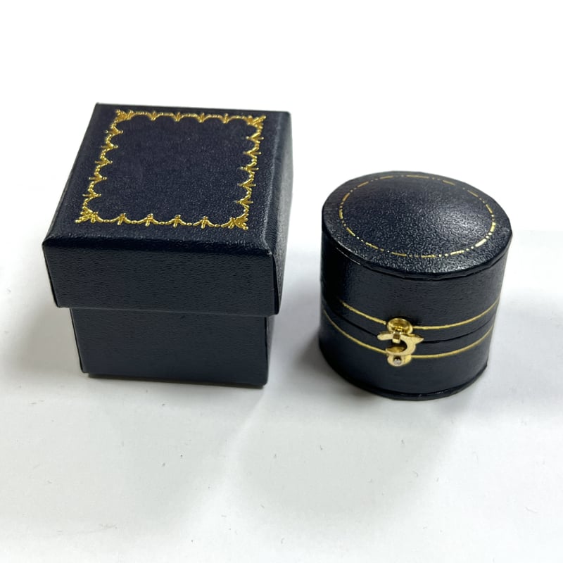 Saderināšanās gredzena kārbiņa, no papīra/kartona, kartona iepakojums, juvelierizstrādājumu iepakojums, specifikācija 1