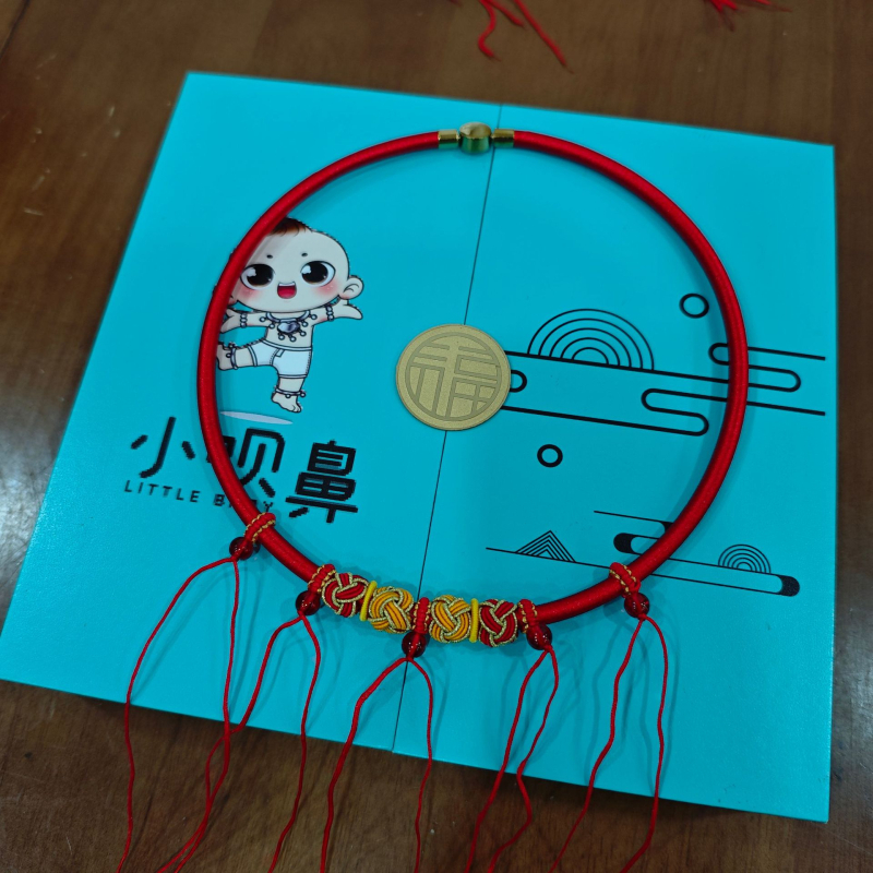 Rokdarbs bērnu kaklarota ar ilggadīgu aizslēgu un auklu, vairāki pakāršanas stili (kods ty5)