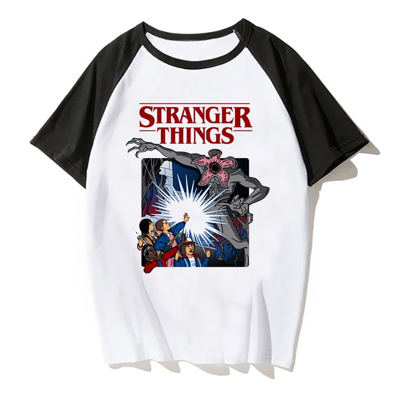 Euroopa ja Ameerika kuumimad 2019. aasta telesaated, mis põhinevad sarjal „Stranger Things“: naiste harajuku mustriga raglaanvarrukatega pluus „Stranger Things“ mustriga