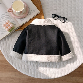 Téli báránygyapjú kabát átlós cipzárral és átlós béléssel 2025-re, új stílusban