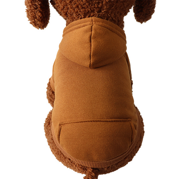 Csíkos ruhák macskáknak, uszkároknak és más kis- és nagytestű kutyáknak, beleértve a francia bulldogokat, mackókat és bichon frisbee-ket