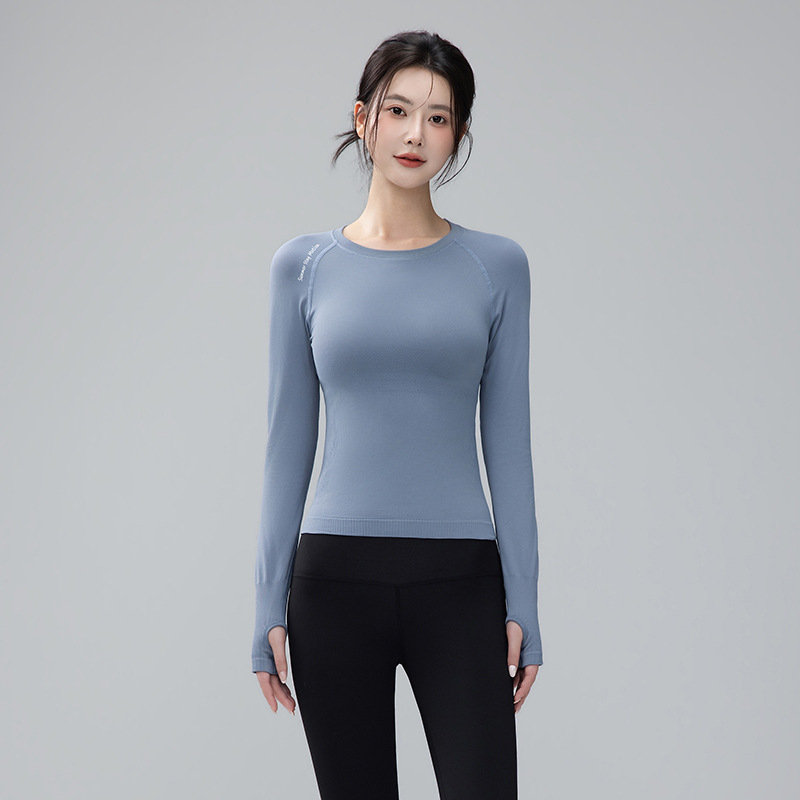 Női slim sport felső hosszú ujjú, légáteresztő és nedvesség-elvezető, Nylon/Spandex anyag (92% Nylon, 8% Spandex), csípőhosszú