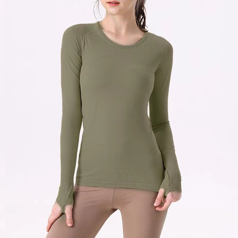 Varrásmentes, hosszú ujjú női jóga felső – csípőig érő hossz, testhez álló szabás, nylon anyag, elasztikusság