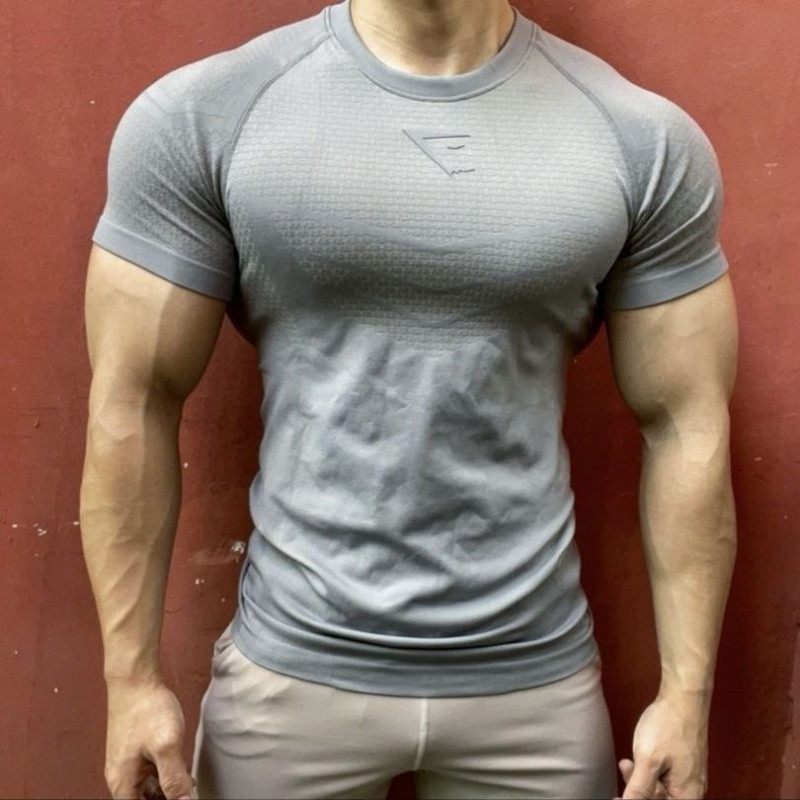 Muška ljetna fitness majica - okrugli izrez, kratki rukavi, brzo suši, prozračna, slim fit za trening