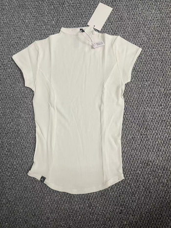 Oner Női Jóga Top — Magas Gallér, Slim-Fit, Elasztikus, Szuper Puha és Kényelmes, Könnyű Rövid Ujjú Edző Felső, Izzadságot Felszívó, 100% Spandex