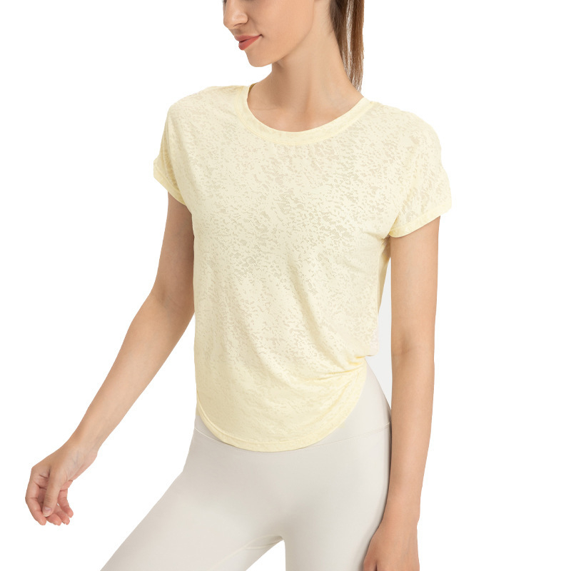 Ženska kratka majica za jogu – brzo se suši, prozračna, udoban labav kroj; tkanina: nylon jacquard; 88% nylon + 12% spandex; slobodan kroj