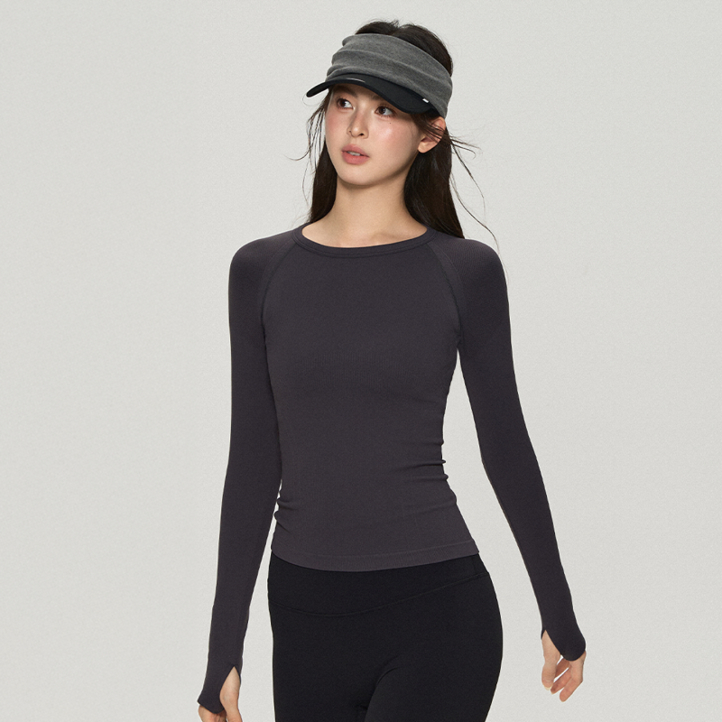 Női pilates és jóga hosszú ujjú felső - karcsú szabás, derékig érő hossz, egyszínű mintázat, anyag 80% nylon, bélés spandexszel, futásra és edzéshez