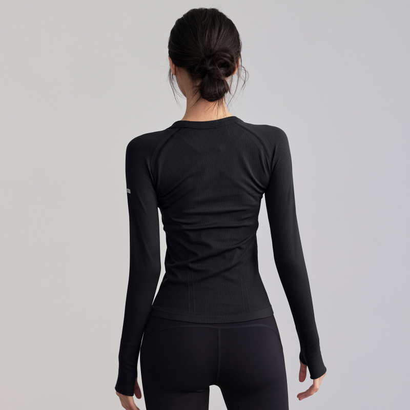 Női pilates és jóga hosszú ujjú felső - karcsú szabás, derékig érő hossz, egyszínű mintázat, anyag 80% nylon, bélés spandexszel, futásra és edzéshez