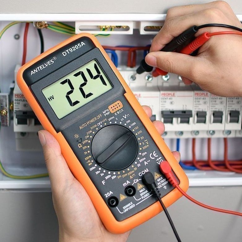 DT9205A Digitalni multimetar za električare s zaštitom od pregrijavanja – visoka preciznost mjerenja