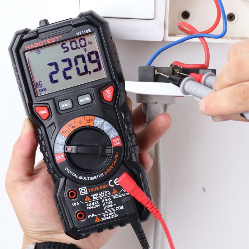 HT118E digitalni multimetar s 4,5 znamenke, HABOTEST, za profesionalnu uporabu; IEC61010-1 CAT IV 600V, CAT III 1000V; uključuje testne sonde i engleski priručnik