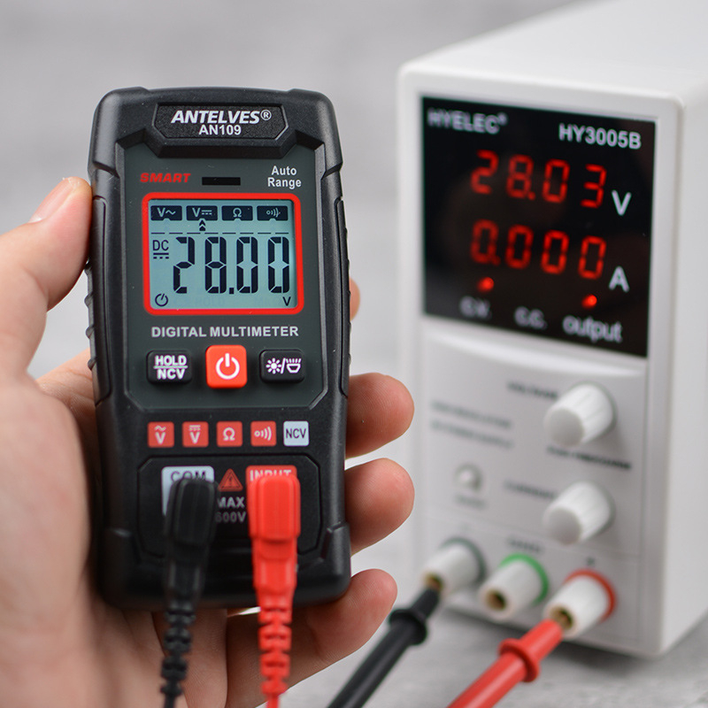 Multimetru digital automat Antelves cu protecție anti-arde, reglaj automat inteligent al gamei, 600V DC, nivel de siguranță III