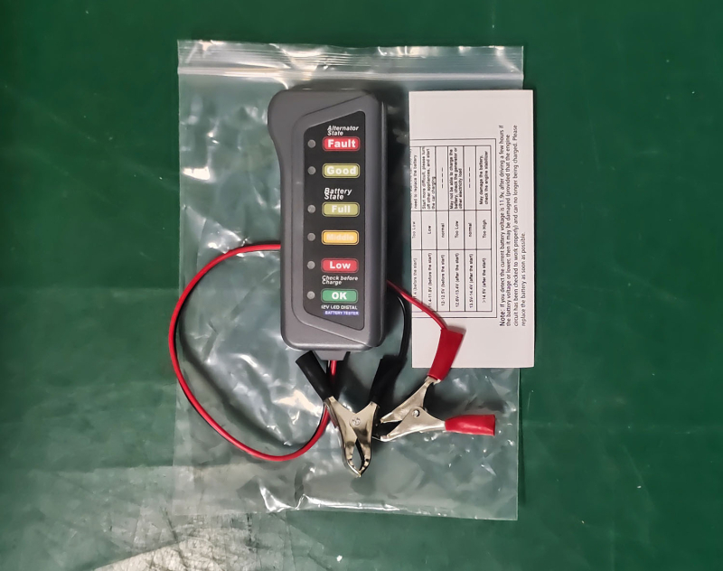 Δοκιμαστής μπαταρίας αυτοκινήτου 12V – Διαγνωστικό όργανο μπαταρίας αυτοκινήτου, εύρος τάσης έως 16V, λειτουργική θερμοκρασία -20°C έως 80°C, Μοντέλο: 12V battery tester