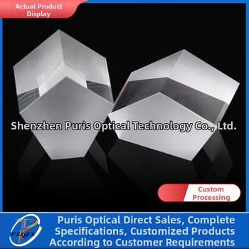 Sada prisém: trojuholníková reflexná prizma, izoscelná prizma, rovnoramenná prizma, spektroskop s povlakom a filtrom