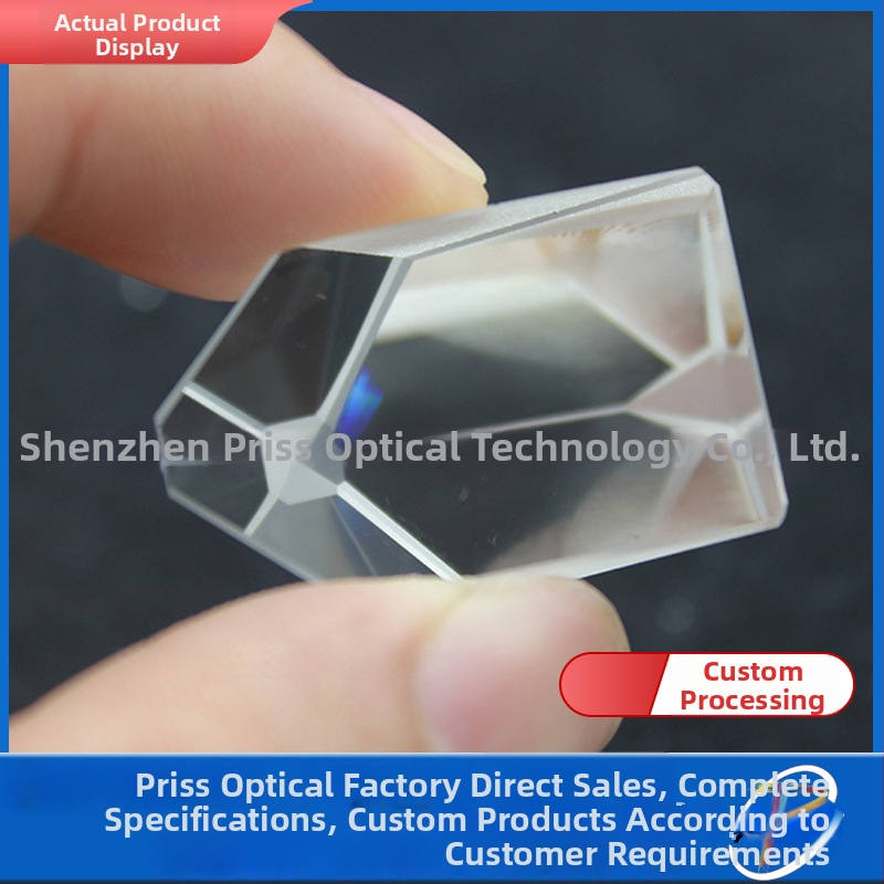 Sada prisém: trojuholníková reflexná prizma, izoscelná prizma, rovnoramenná prizma, spektroskop s povlakom a filtrom