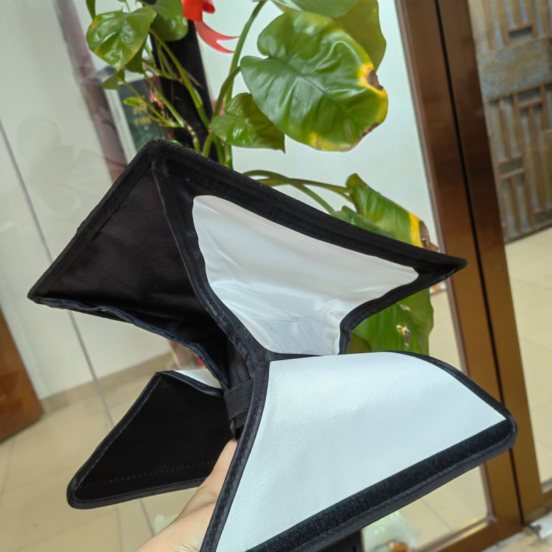 Prenosná skladacia mäkká svetelná krabica pre fotografovanie, s taškou na skladovanie, importovaný reflexný materiál, nosnosť až 2 kg, model 15×17