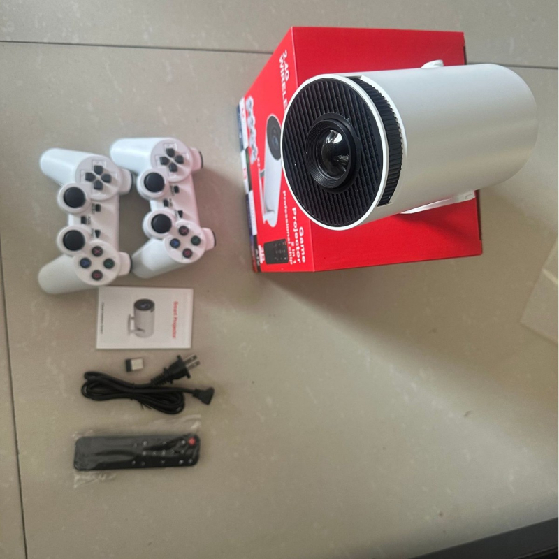 HY300 gaming projektor, 60W, rezolucija 720P (1280x720), svjetlina 160