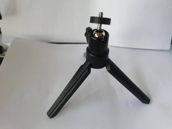 Проекторен трипод от алуминий, Chenrui, товароподемност до 3 кг, работна височина 10 см, диаметър на тръбата 15 мм