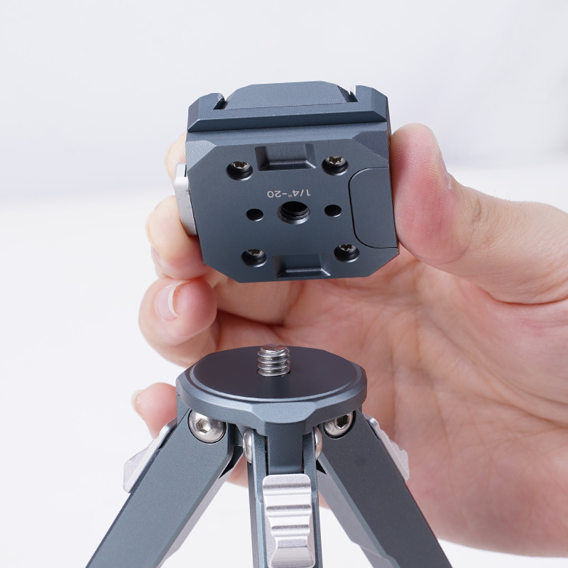 Adaptor bază cu eliberare rapidă din aliaj de aluminiu CQ-2 – pentru telefoane mobile, camere fără oglinzi și DSLR, încărcare 2–5 kg
